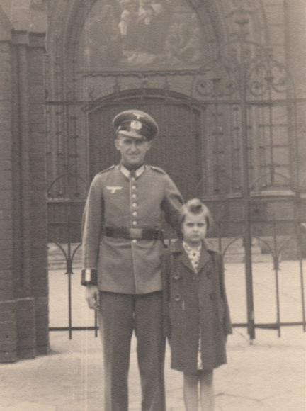 Virtuelle Ausstellung: „Der Großvater aus der Wehrmacht. Erfahrungen, im Gedächtnis festgeschrieben“