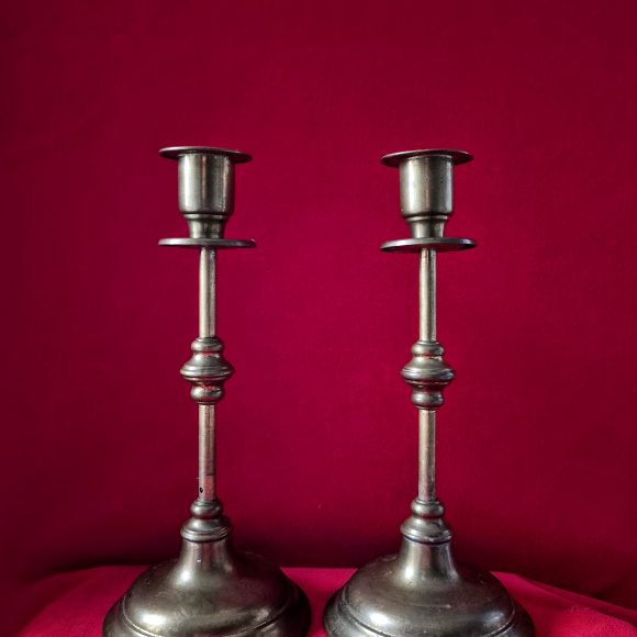 Zapomniane Sąsiadki - (her)storie zapisane na macewach Zapomniane Sąsiadki - (her)storie zapisane na macewach